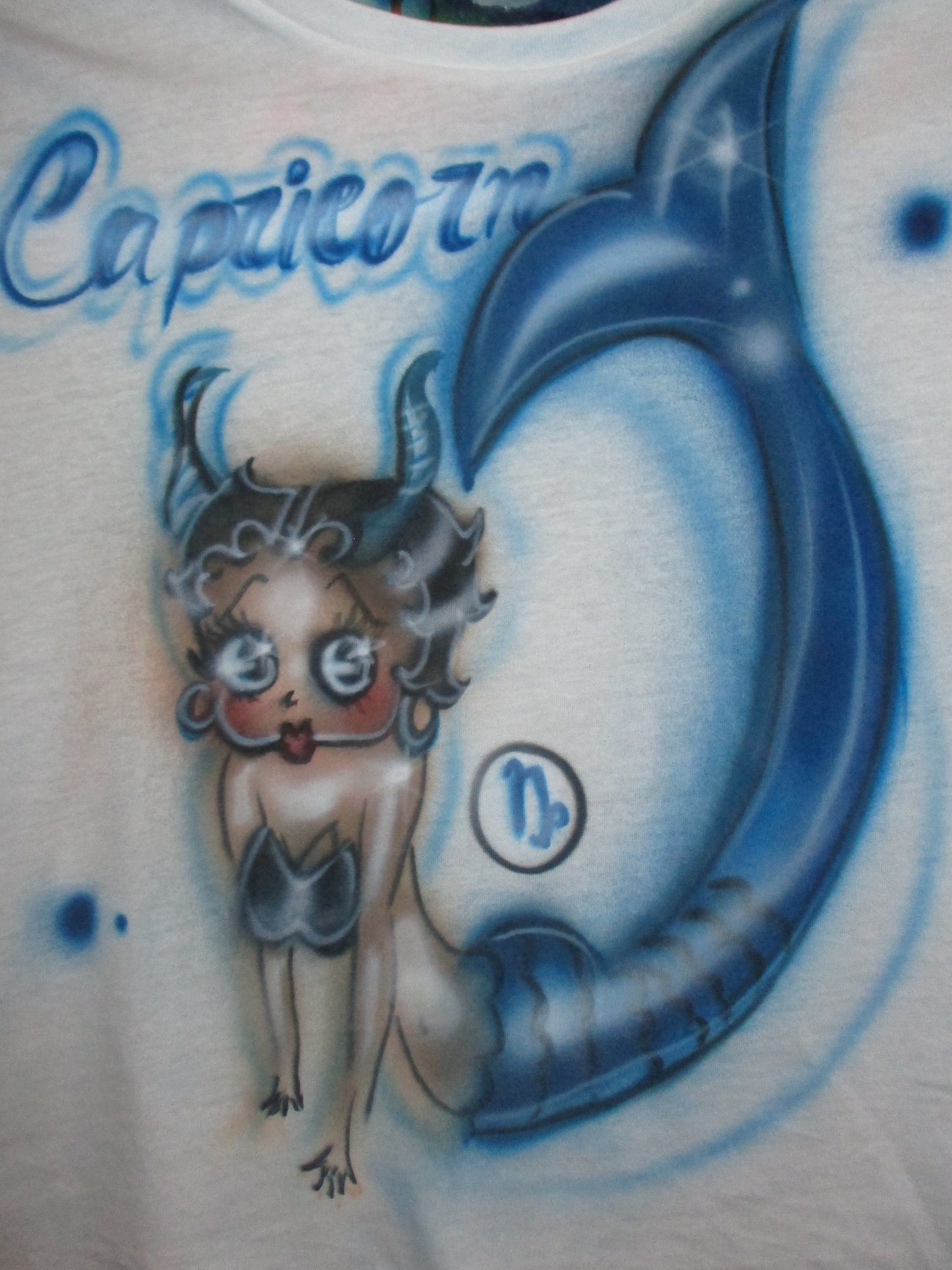 Capricorn ♑️ t-shirt <3